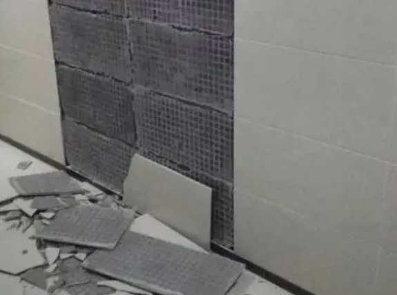 聊城市瓷砖空鼓维修公司分享下聊城市墙砖松动维修的知识